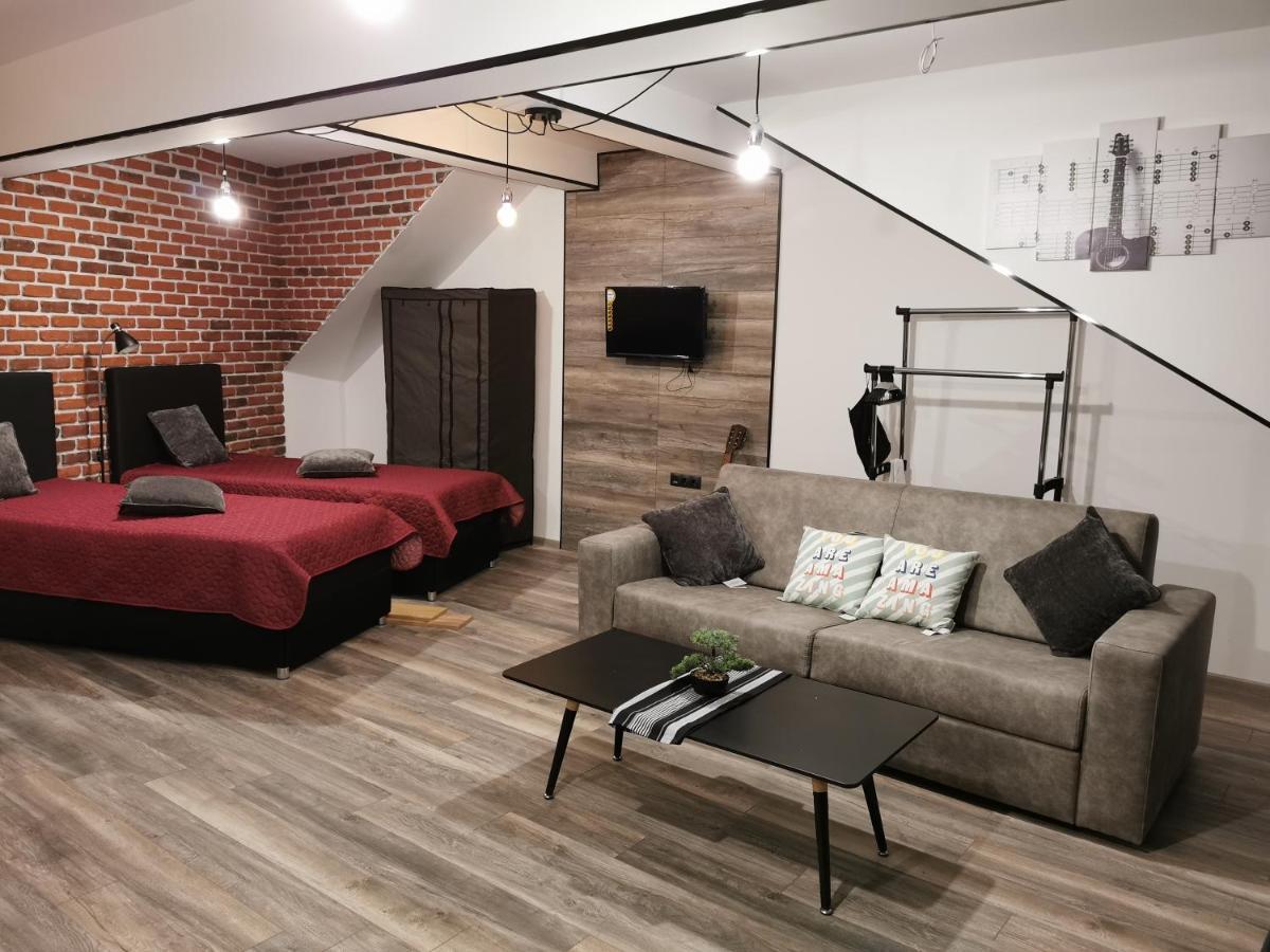 Urban Music Studio Bypmm พลอฟดิฟ ภายนอก รูปภาพ