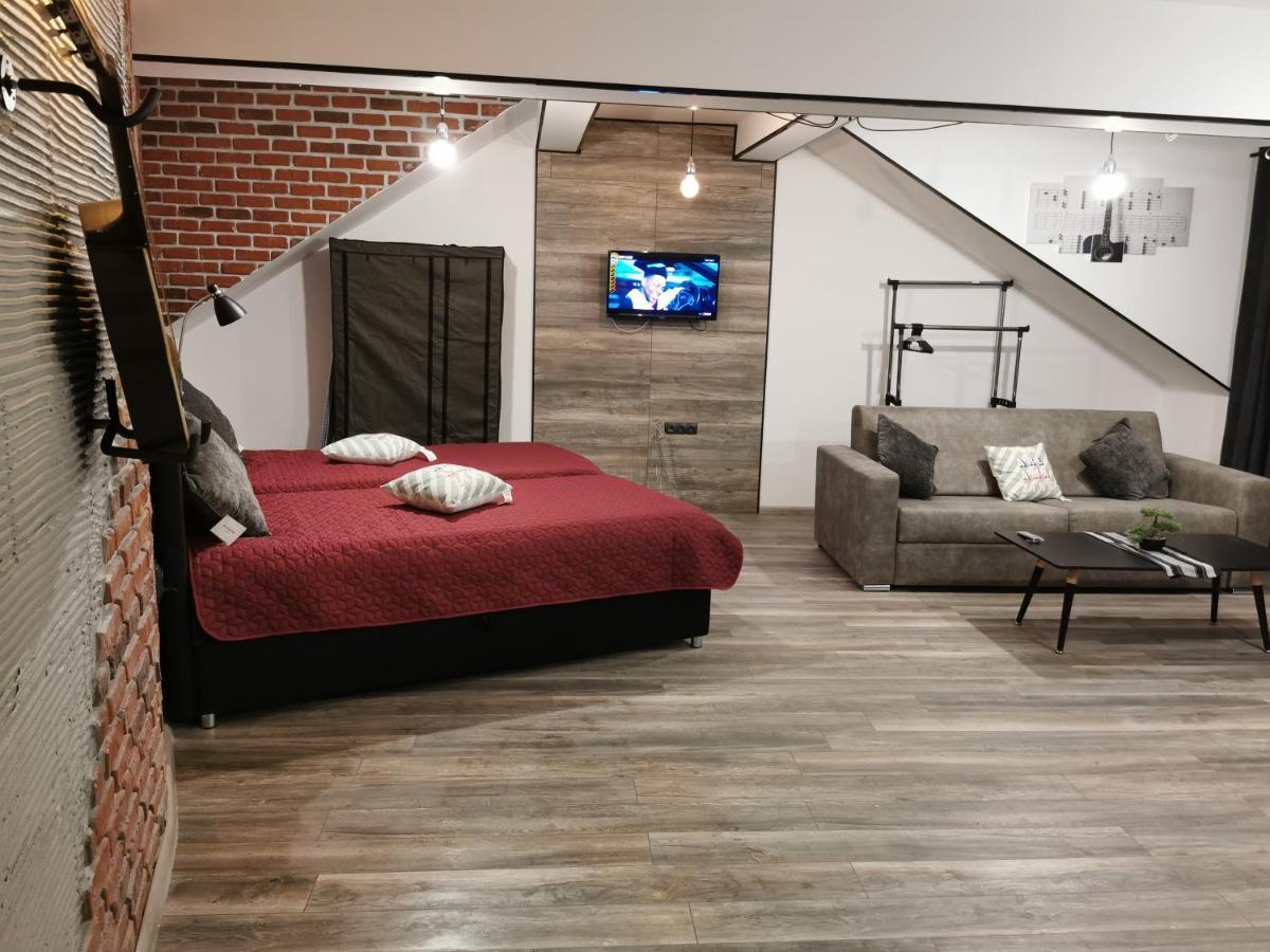 Urban Music Studio Bypmm พลอฟดิฟ ภายนอก รูปภาพ